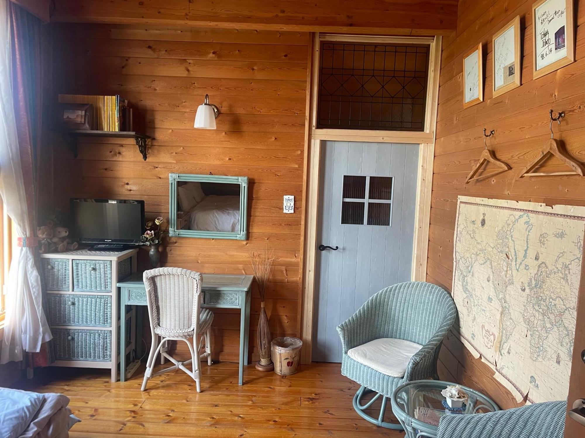 Carrefour Guesthouse カルフール ゲストハウス Toyama Station Buitenkant foto