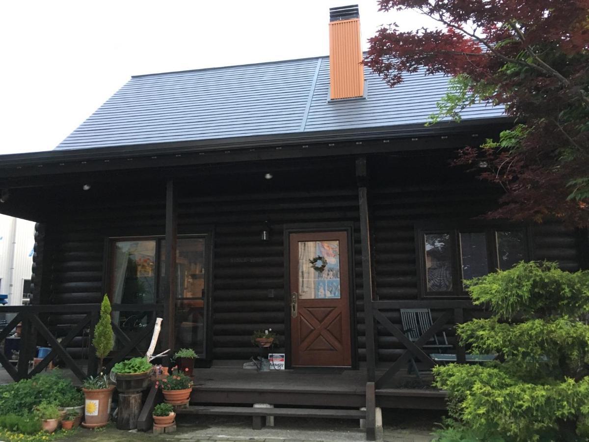 Carrefour Guesthouse カルフール ゲストハウス Toyama Station Buitenkant foto